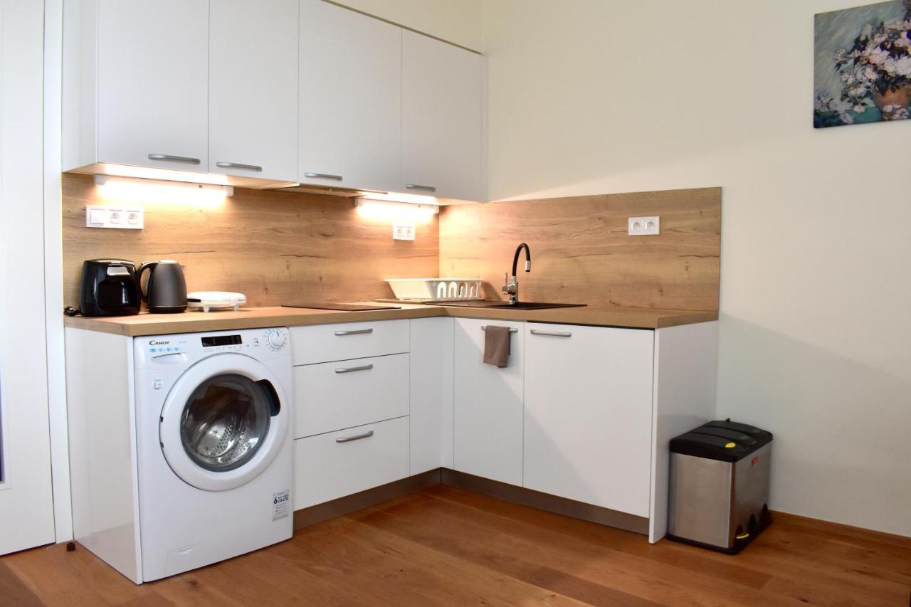 Airstay Apartment: Grebovka Apartment Prag