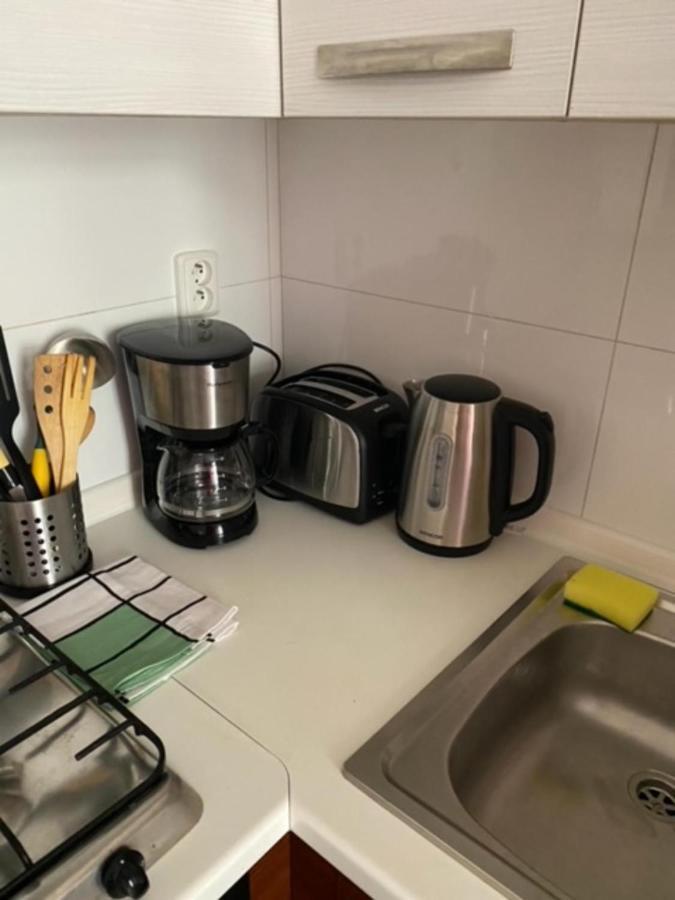 Large 3 Bedroom Family With Balcony Apartment