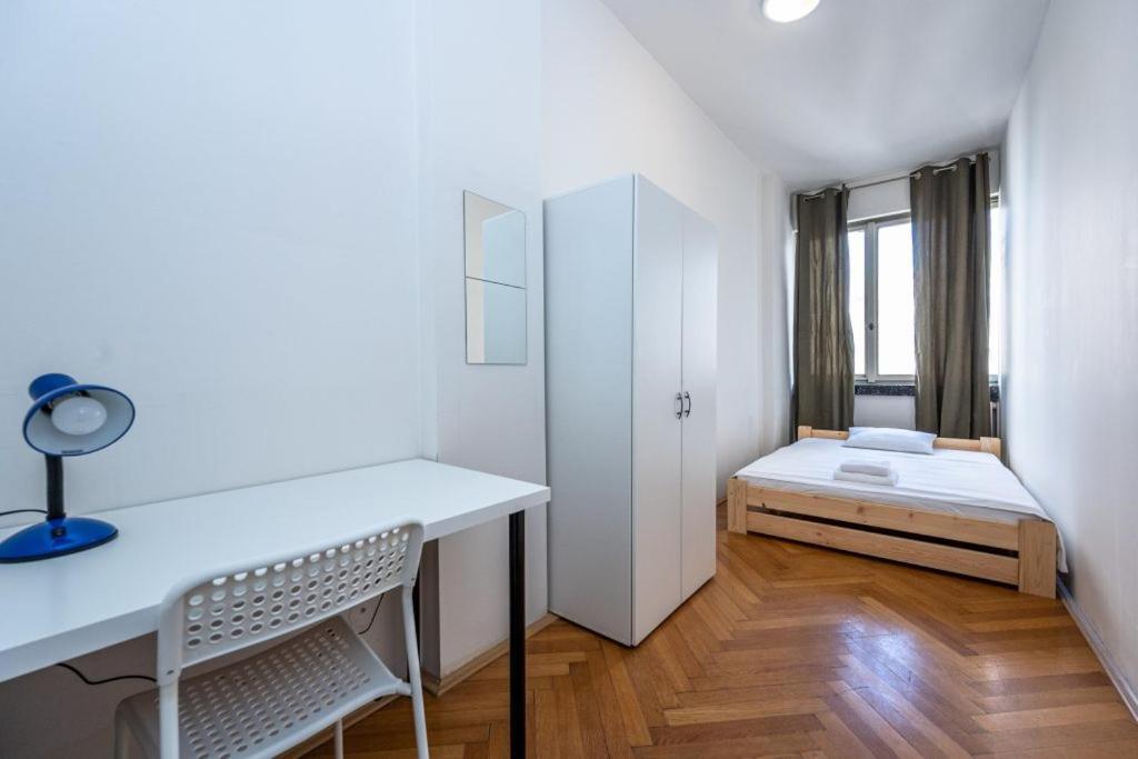 Apartment Stepanska 36 *
