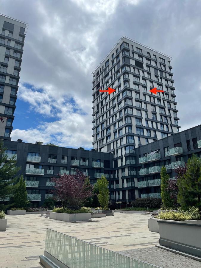 Apartment At Garden Towers Prag