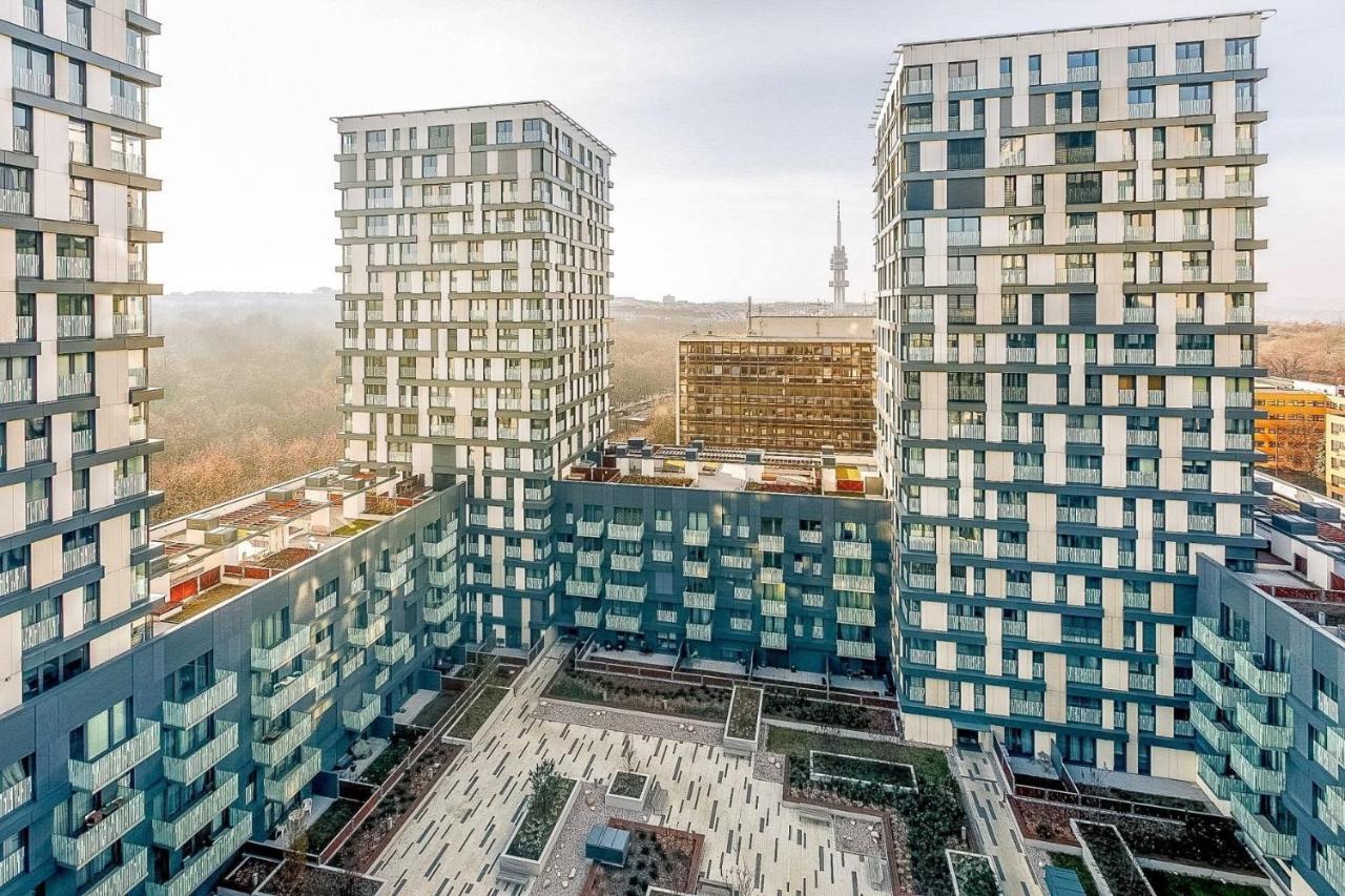 Apartment At Garden Towers *