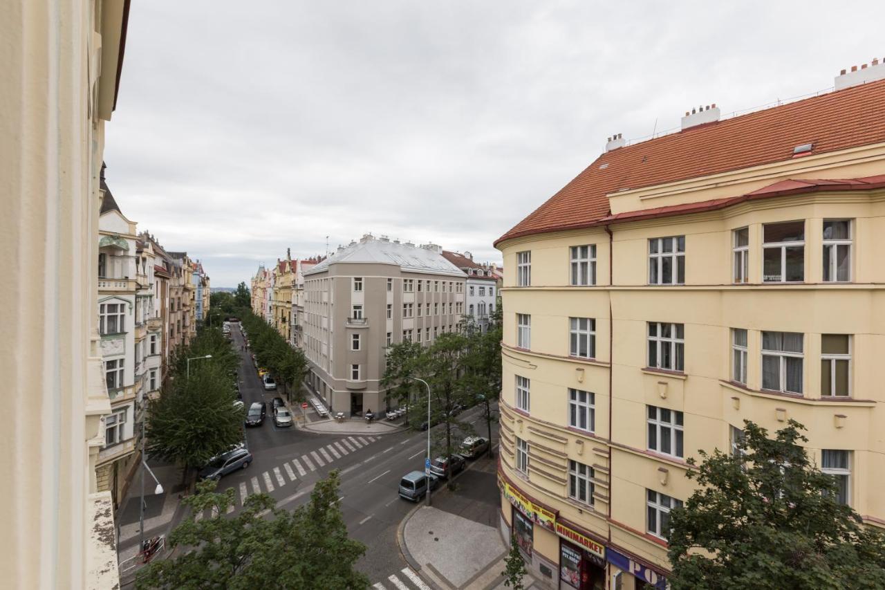 Lampi 2* Prague