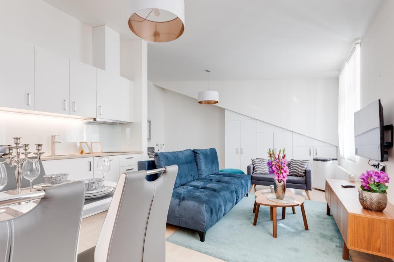 Royal In The Heart Of Apartment