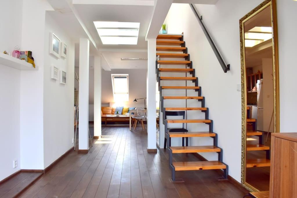 Apartment Lux Duplex Rooftop Loft With An Amazing Terrace & Cinema