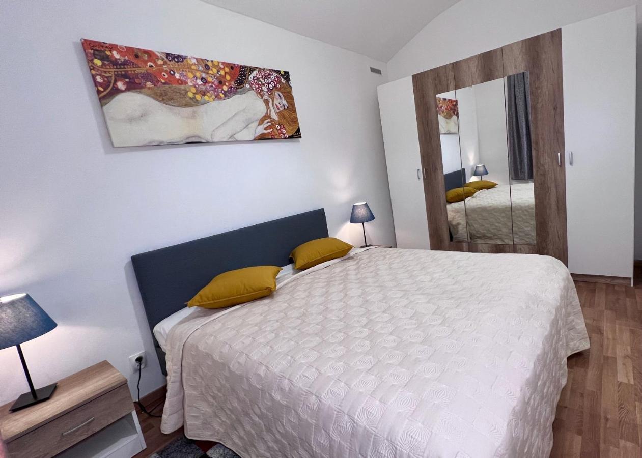 Ground Floor Prag