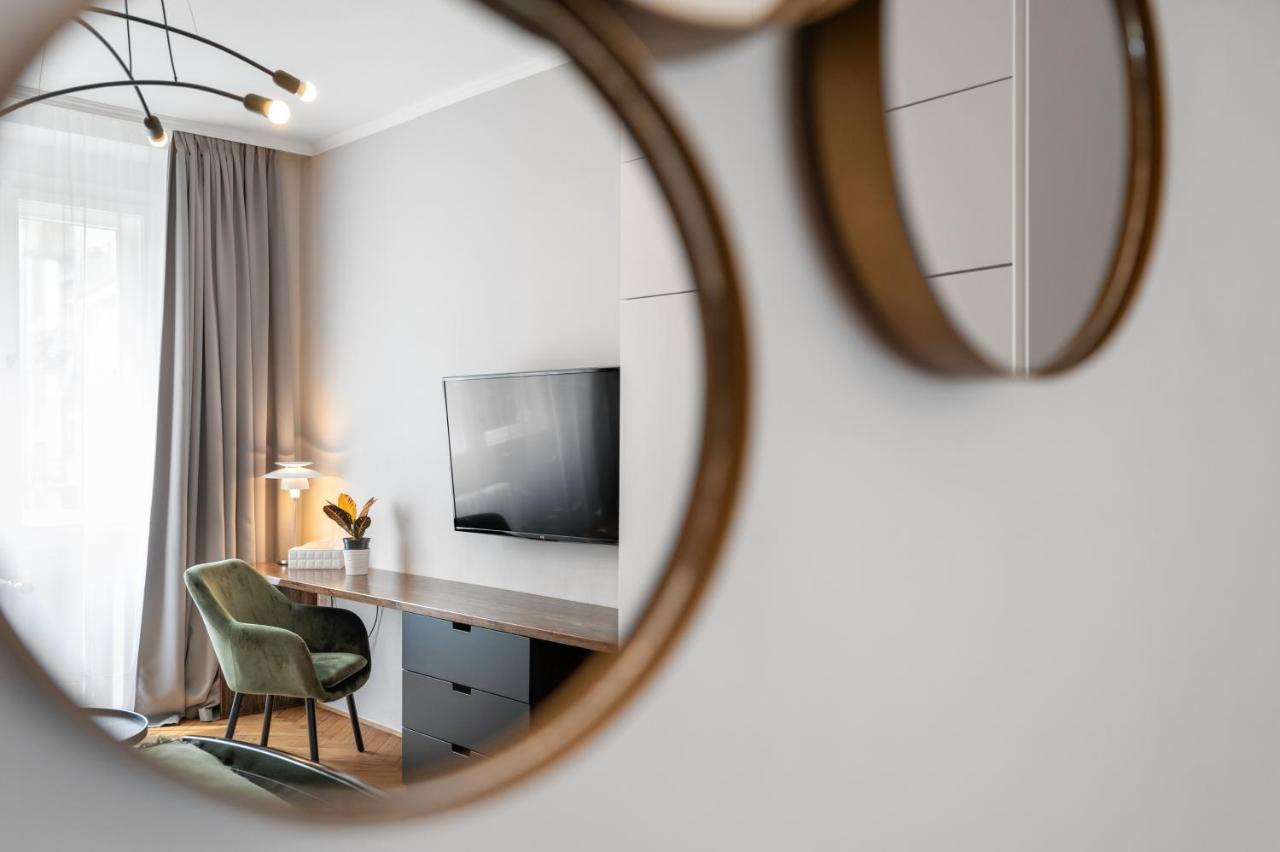 Loong Refresh Old Town Apartment *