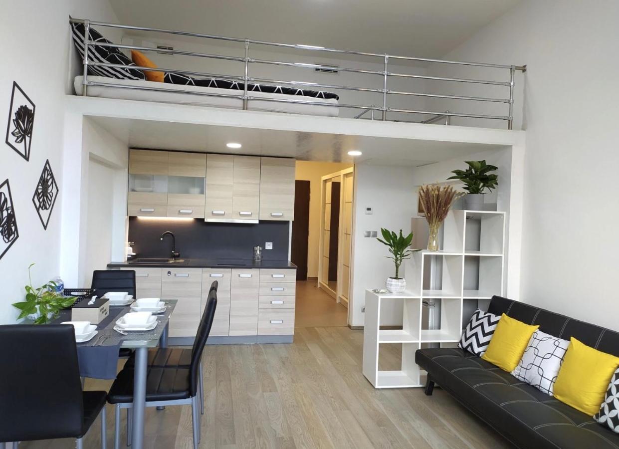 Apartment Vit - Free Parking - O2 Arena Prag