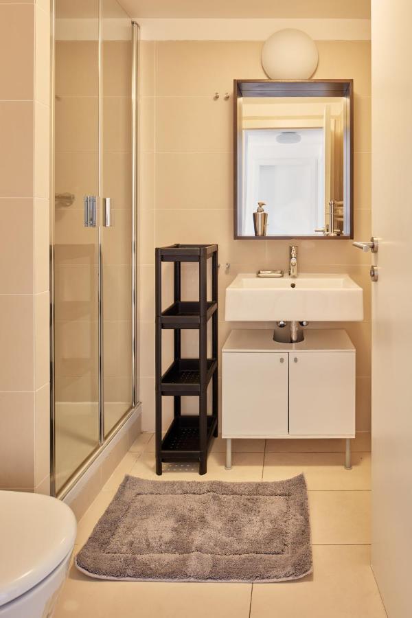 Days - 3bdr Bright Loft - Ac - Location In New Town *