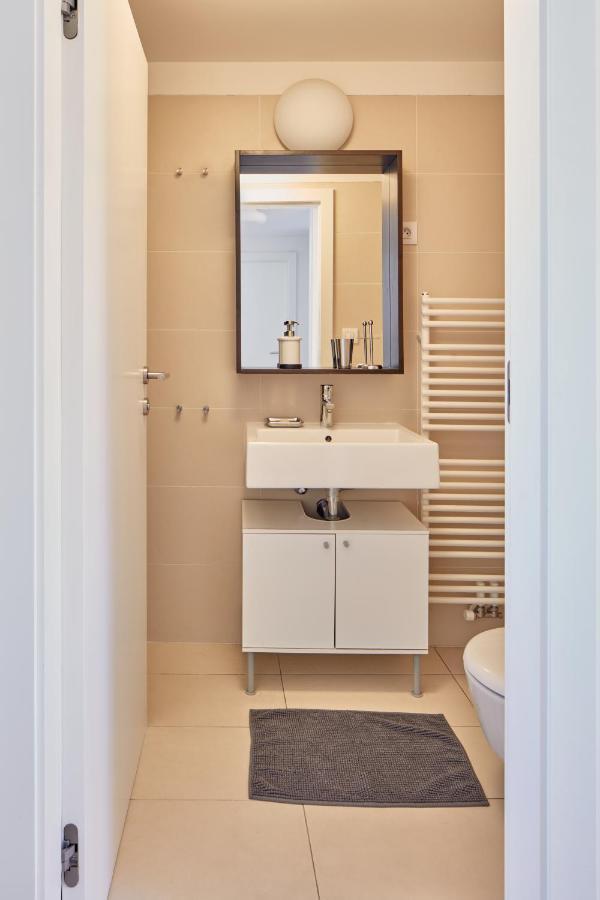Days - 3bdr Bright Loft - Ac - Location In New Town Prague