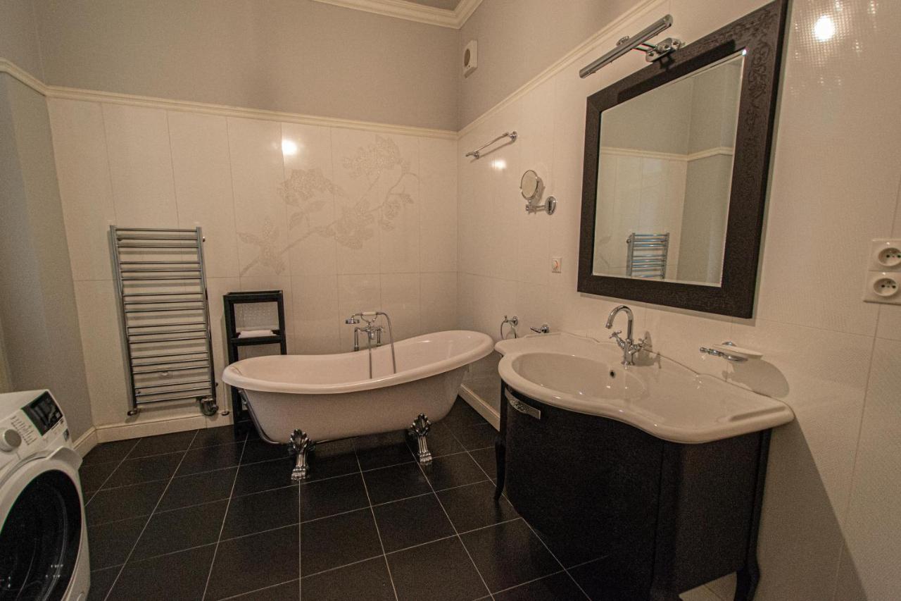 Luxury 150m2 On Wencelas Square With Private Garage