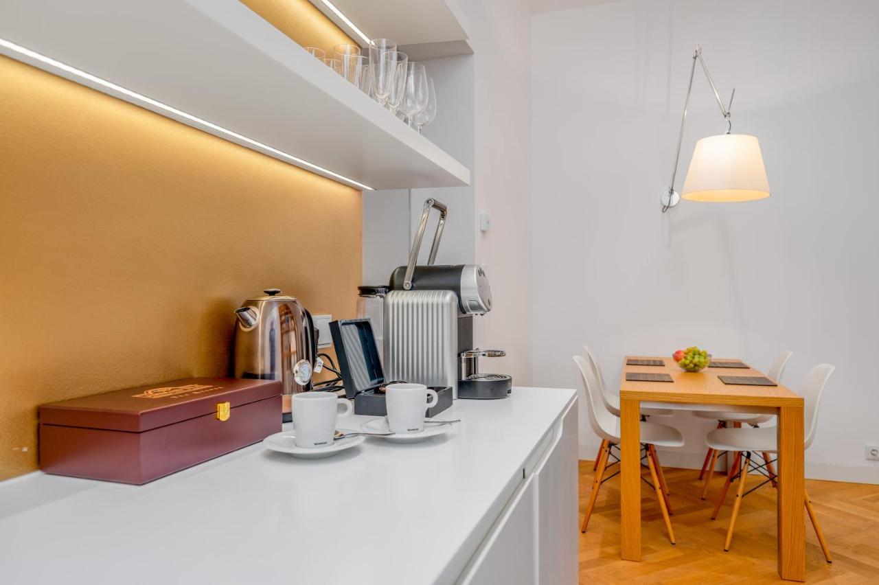Days - Old Town - Spacious Apartment