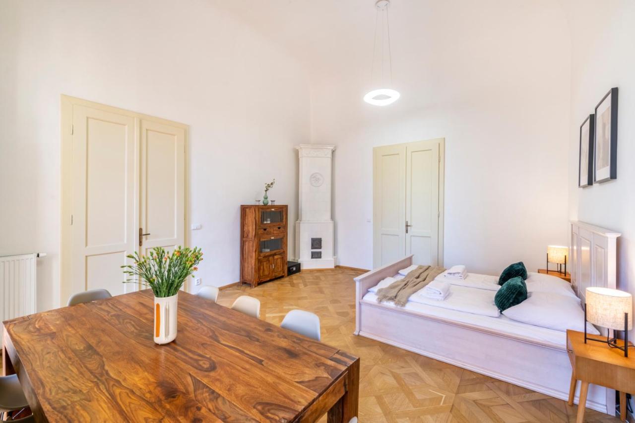 Aparthotel Celetna - Old Town Prag