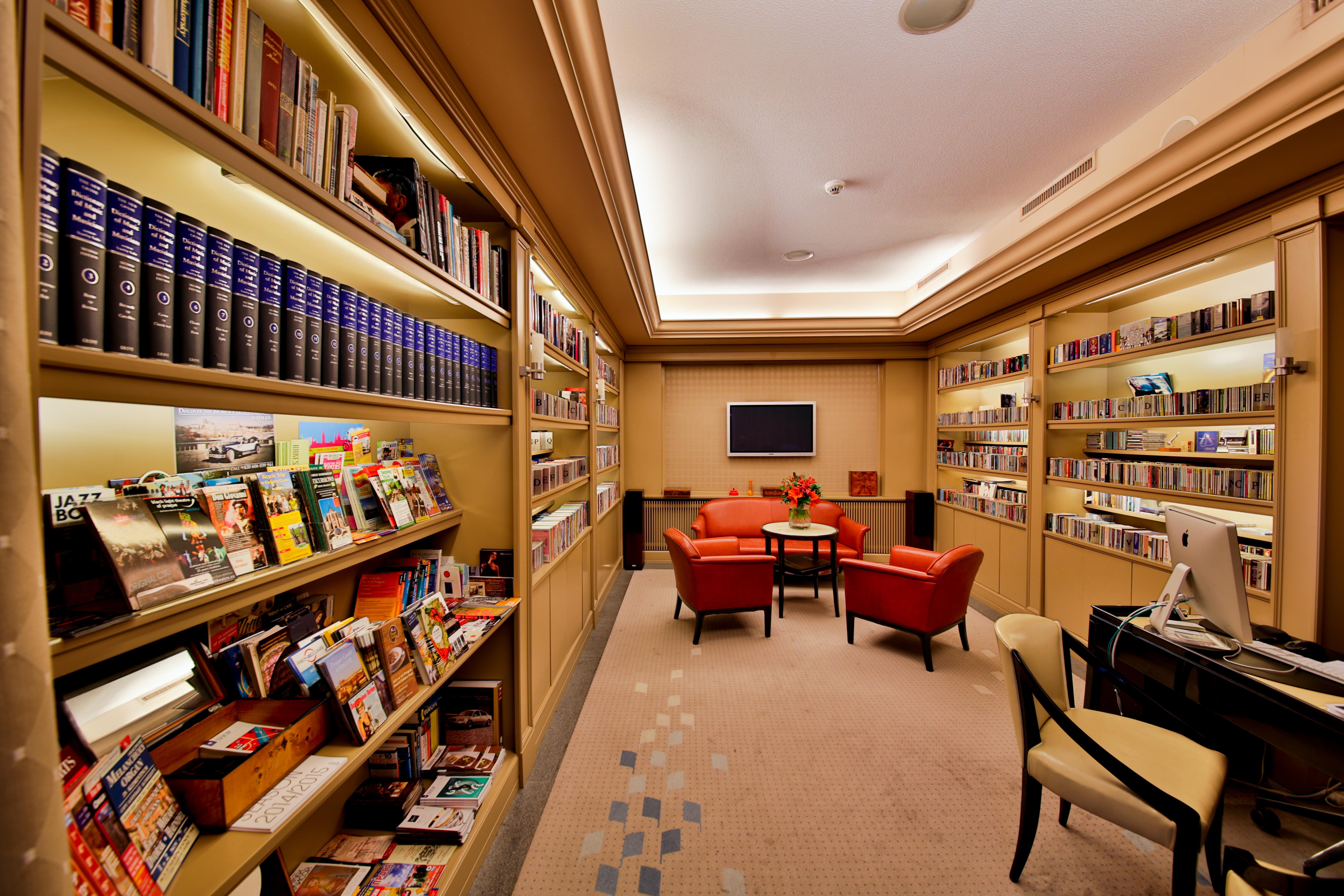 Aria Hotel 5*