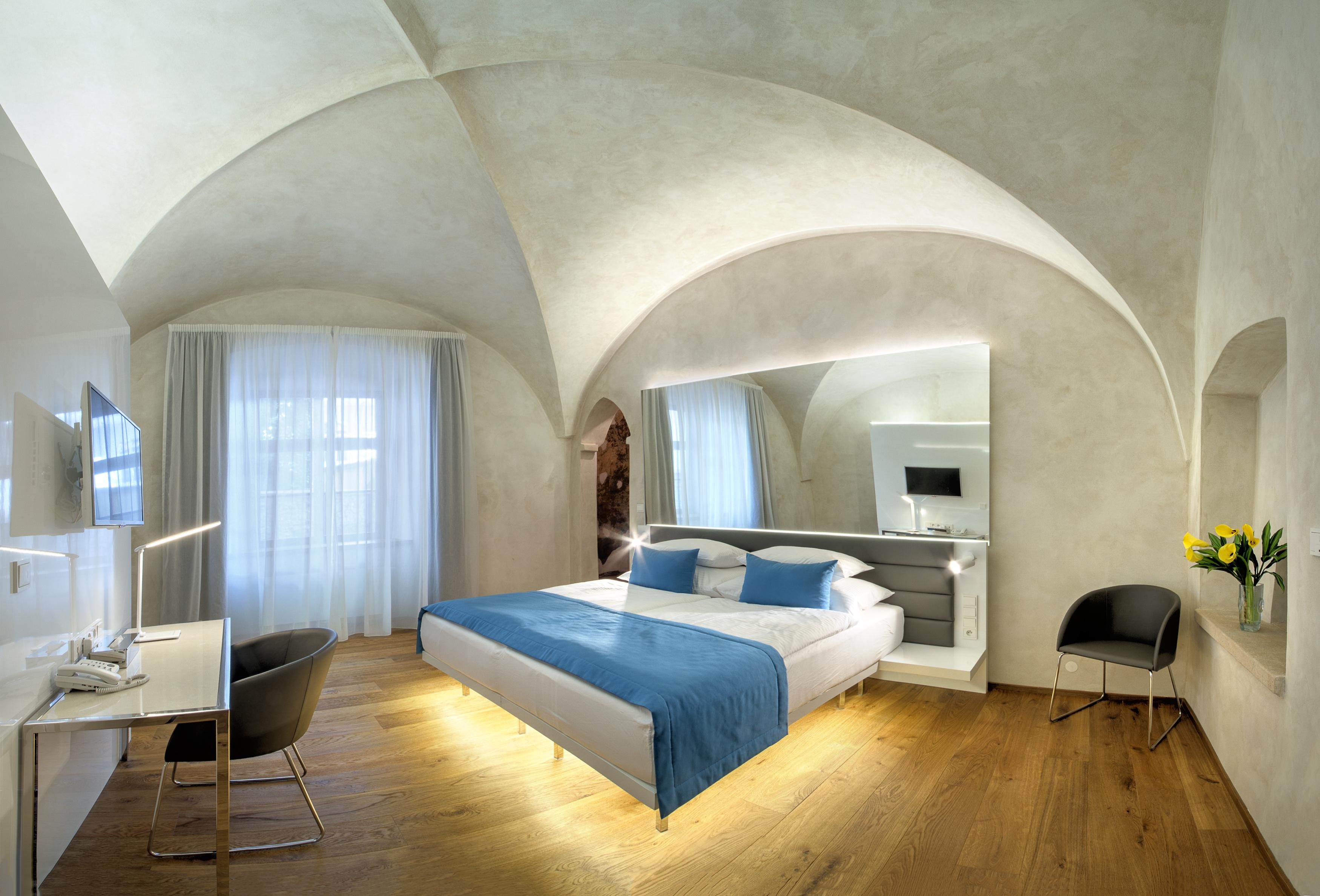 Bishop's House Hotel 4*