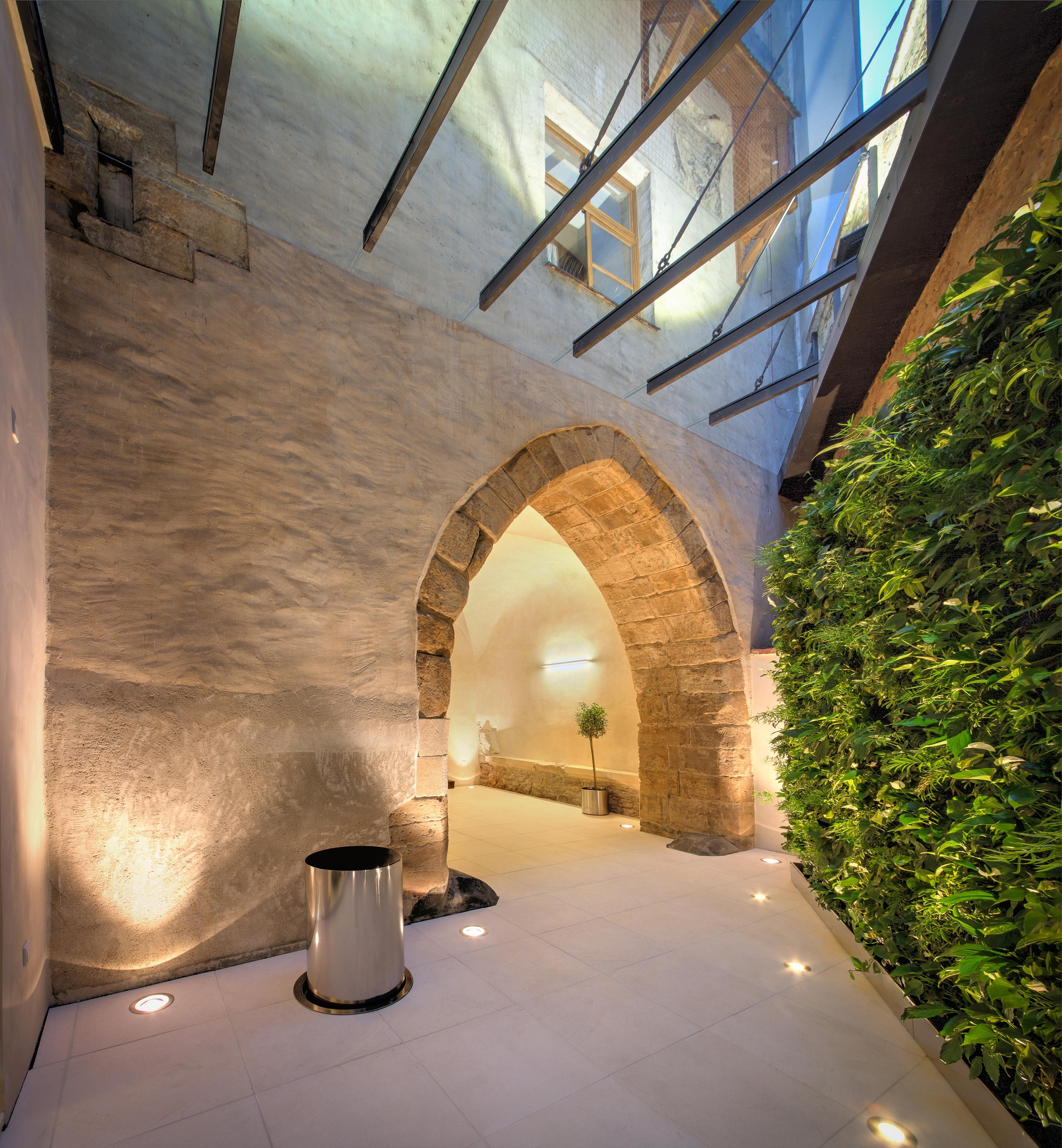 Bishop's House Hotel 4*
