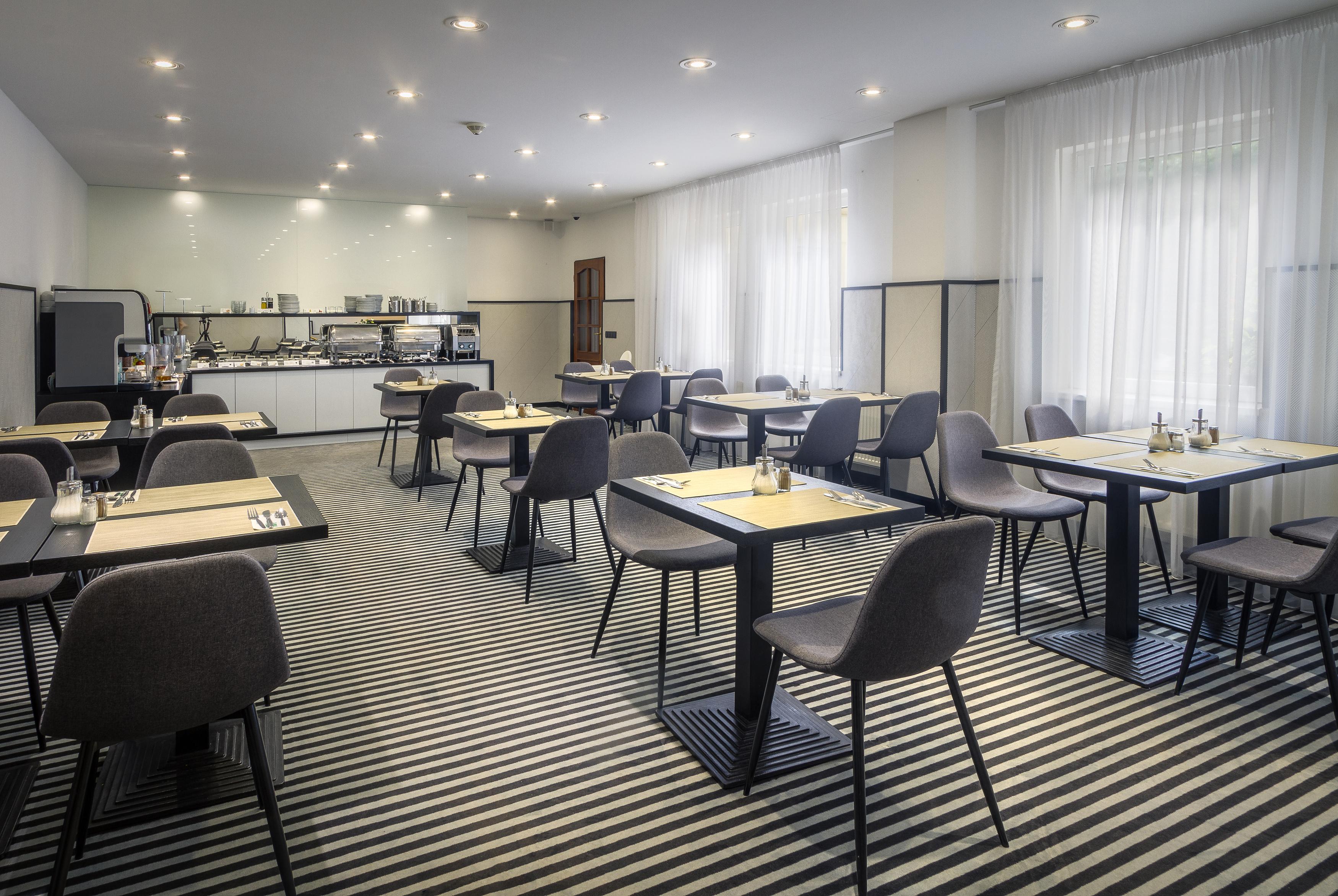Hotel White Lion 4*