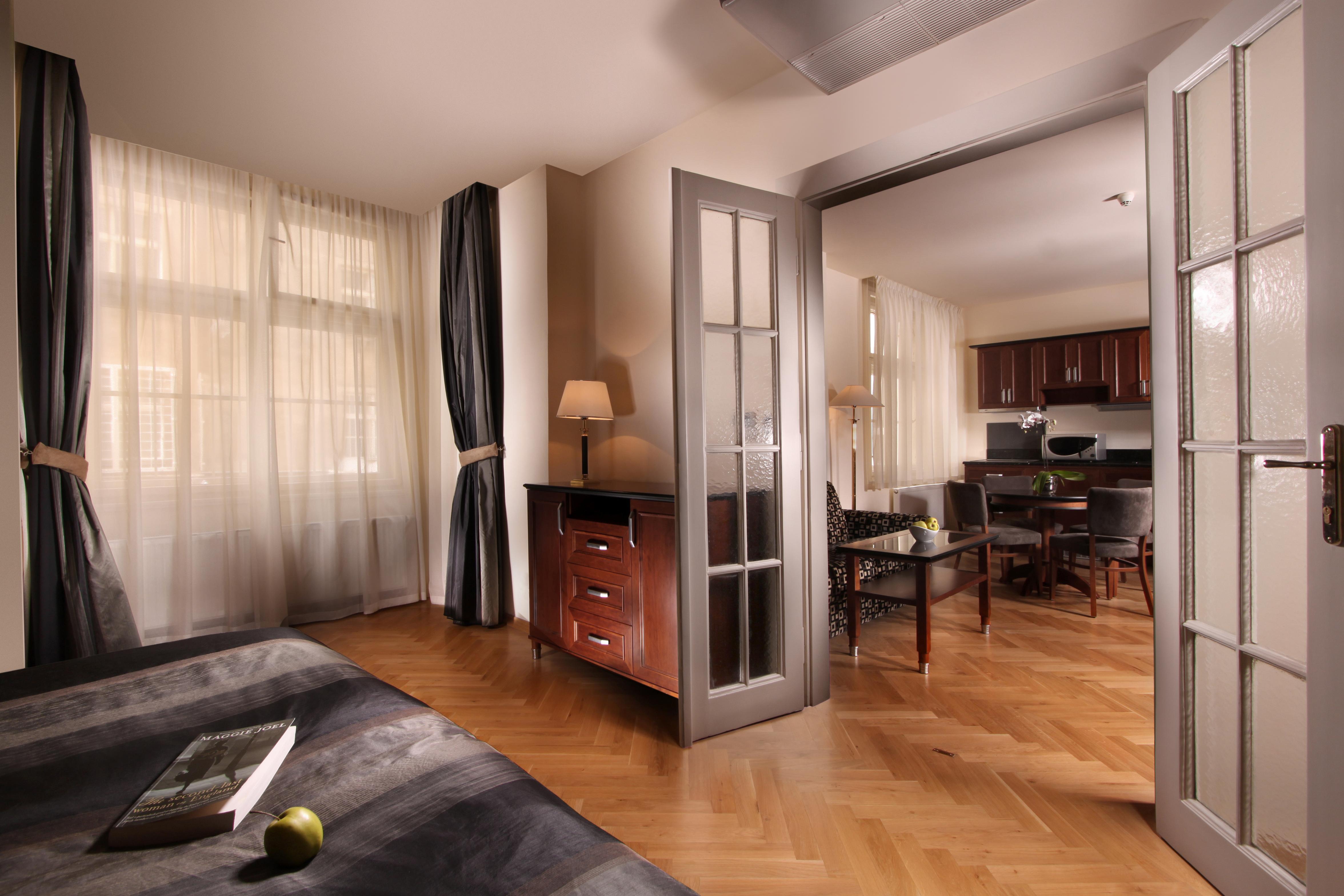 Elysee Prag