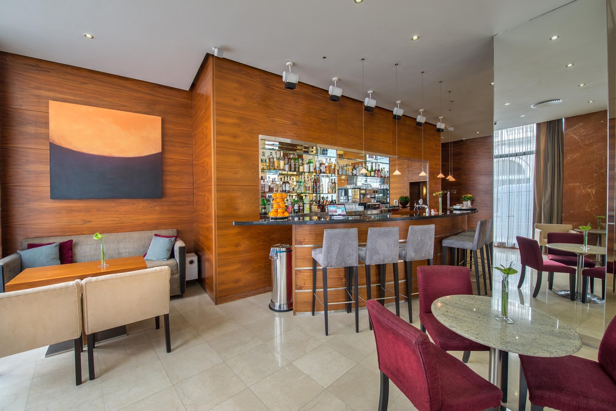 K+k Fenix Hotel