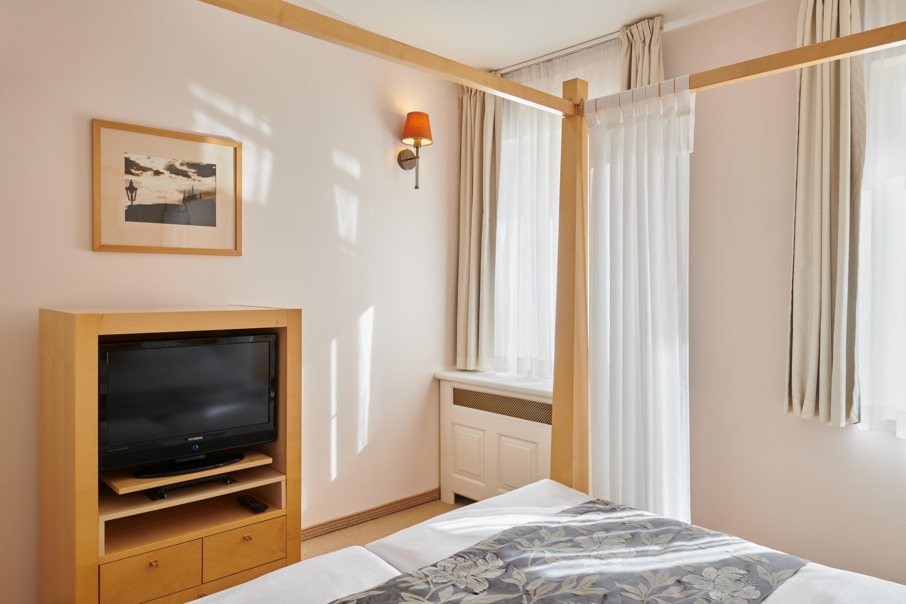 Ventana Hotel