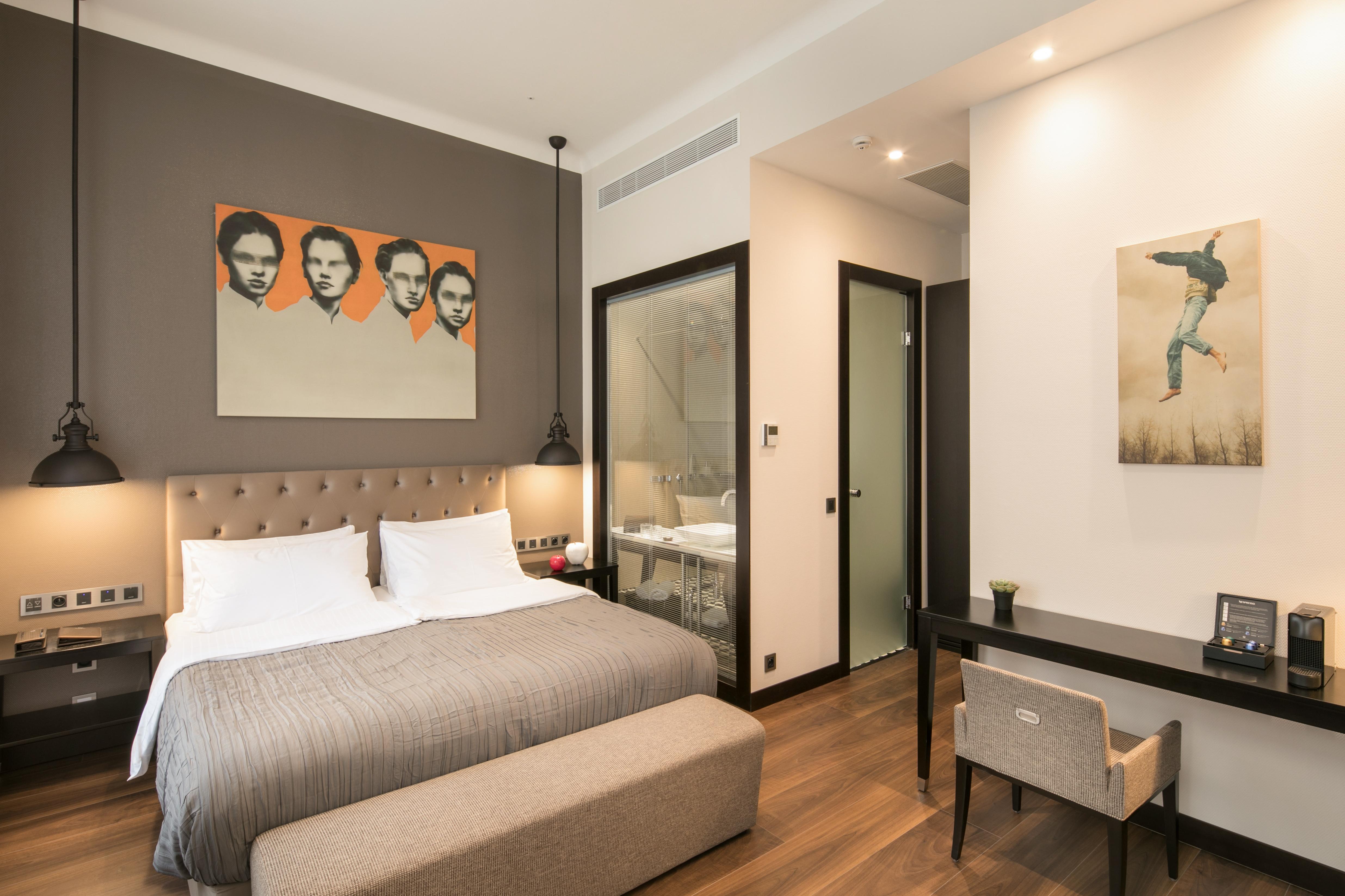 Hotell Quentin 4*