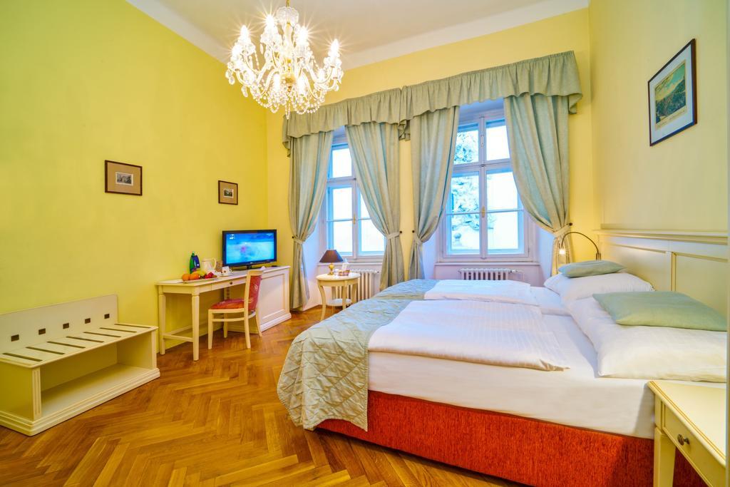 Josephine Old Town Square - Czech Leading Hotel 4*