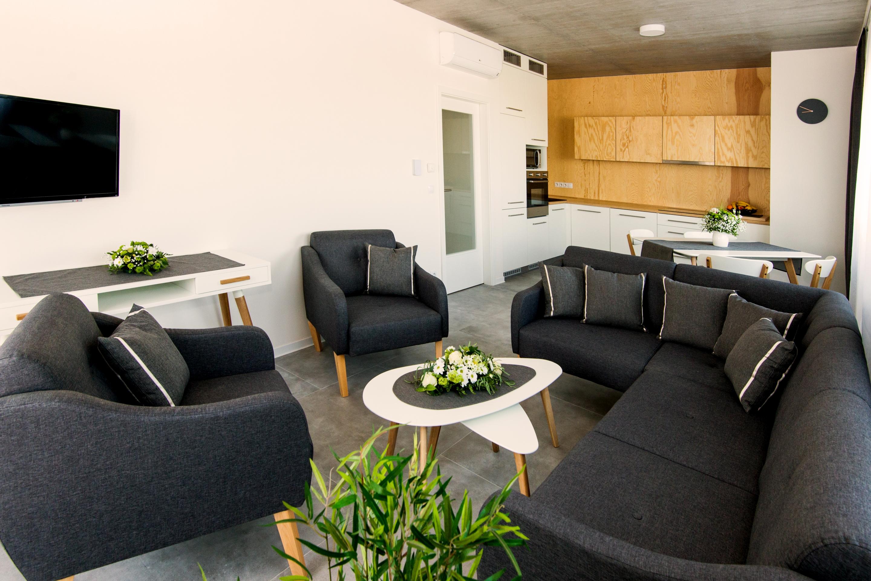 Aparthotel Trafick 4*