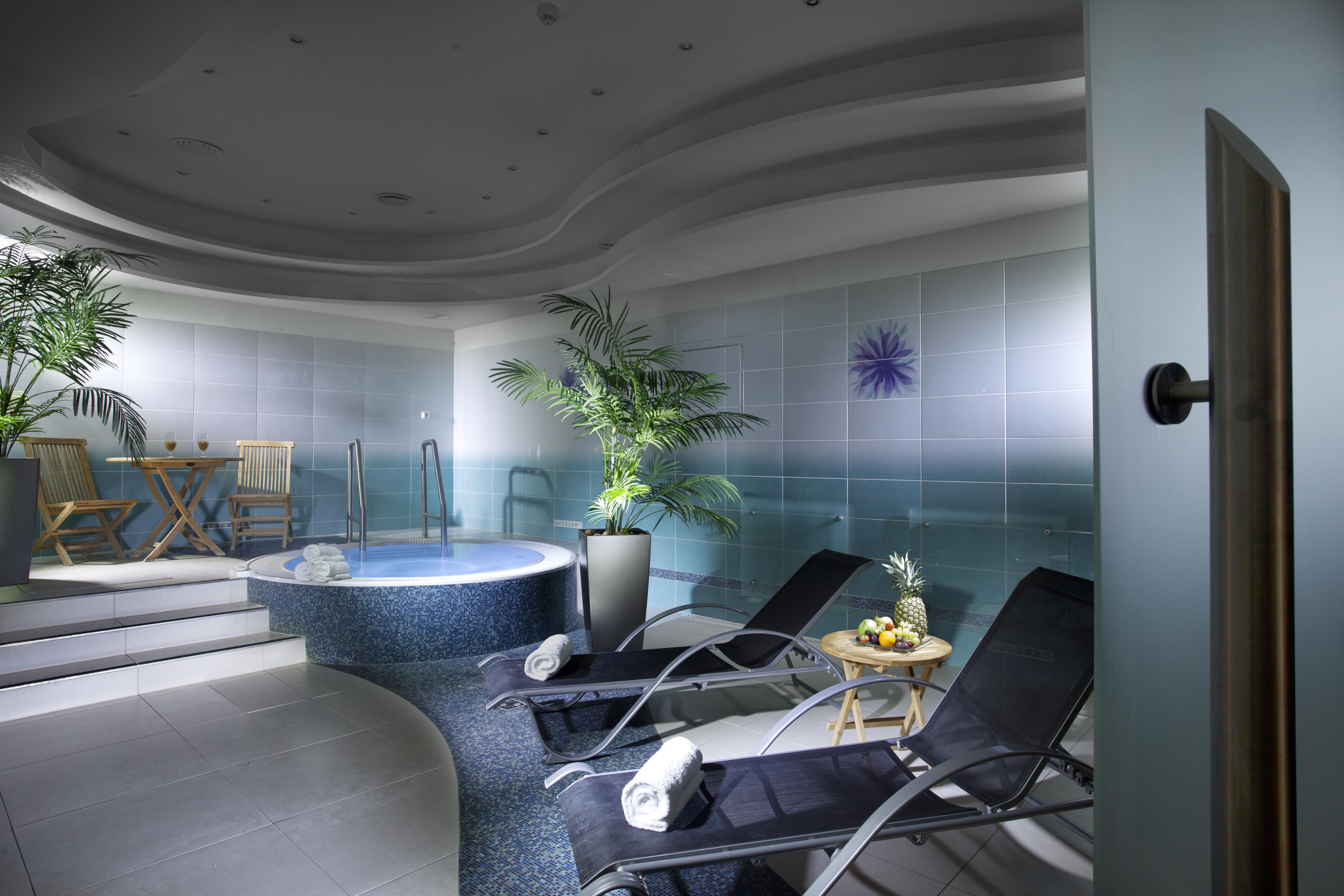 Paris Hotel 5*