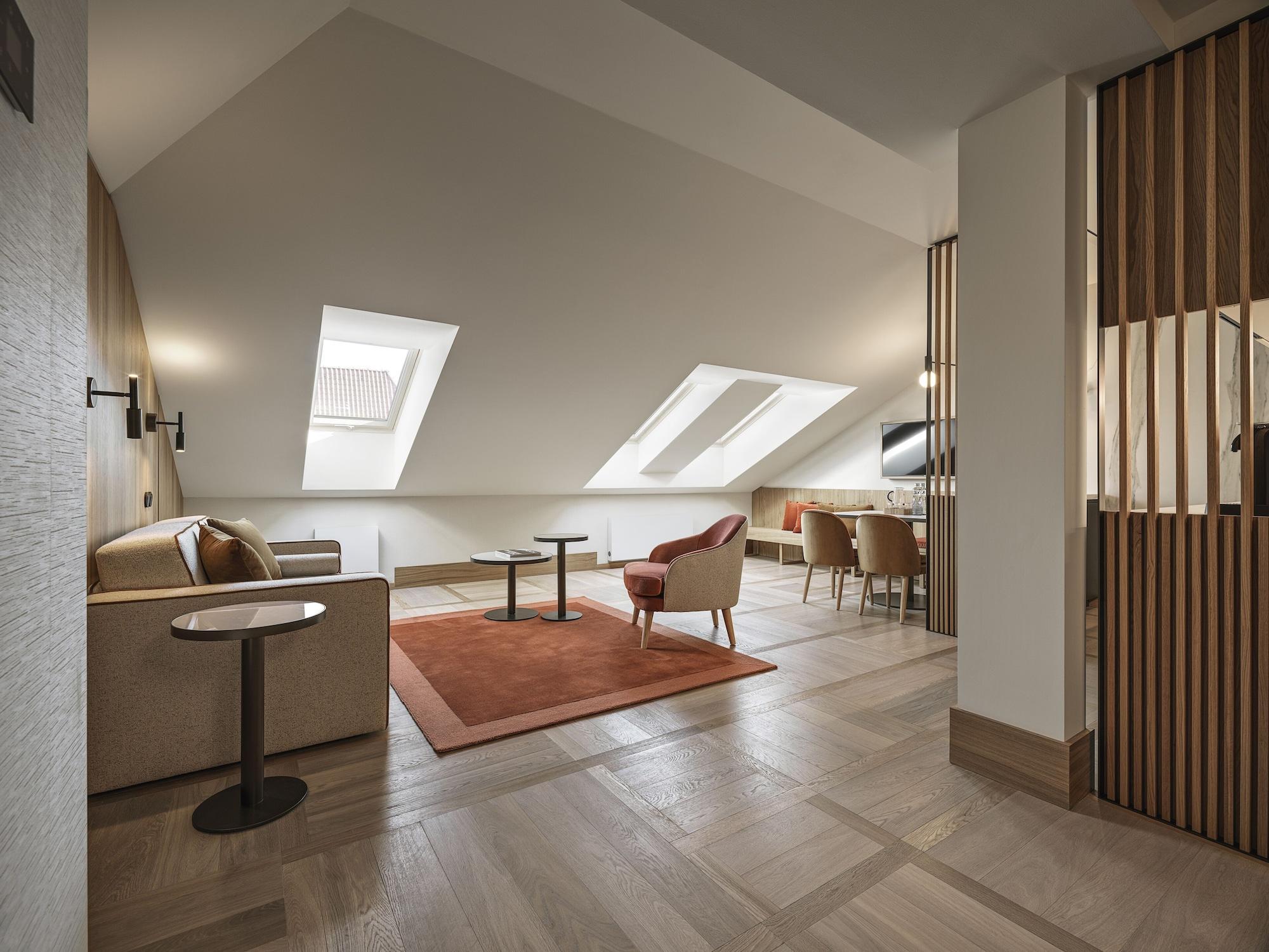 The Julius Hotel 5*