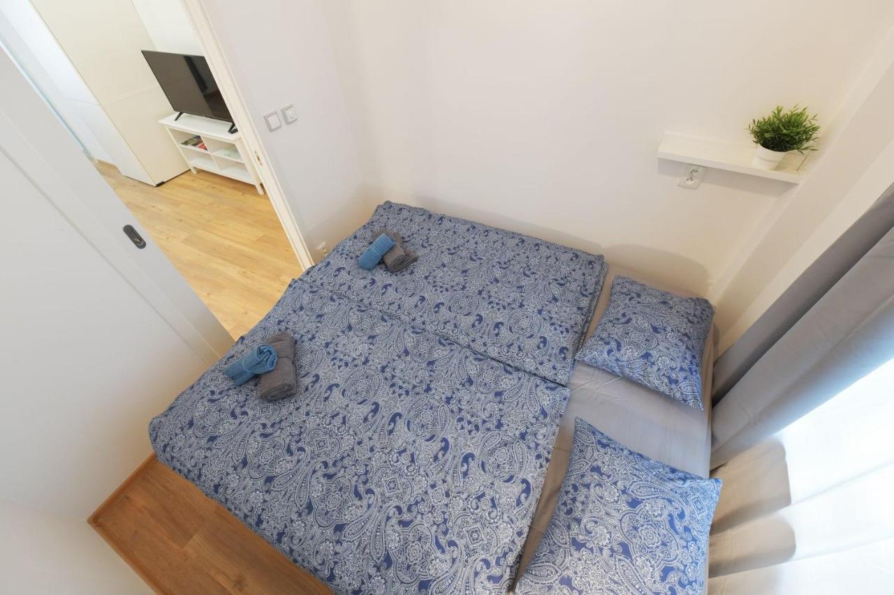 Duplex