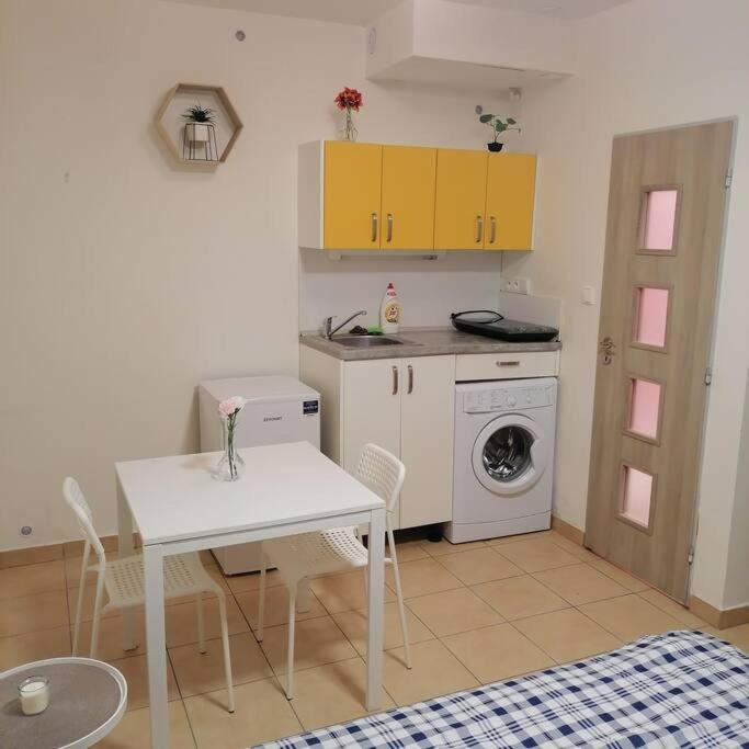 Apartmán Basement Flat In The City Center!! Praha