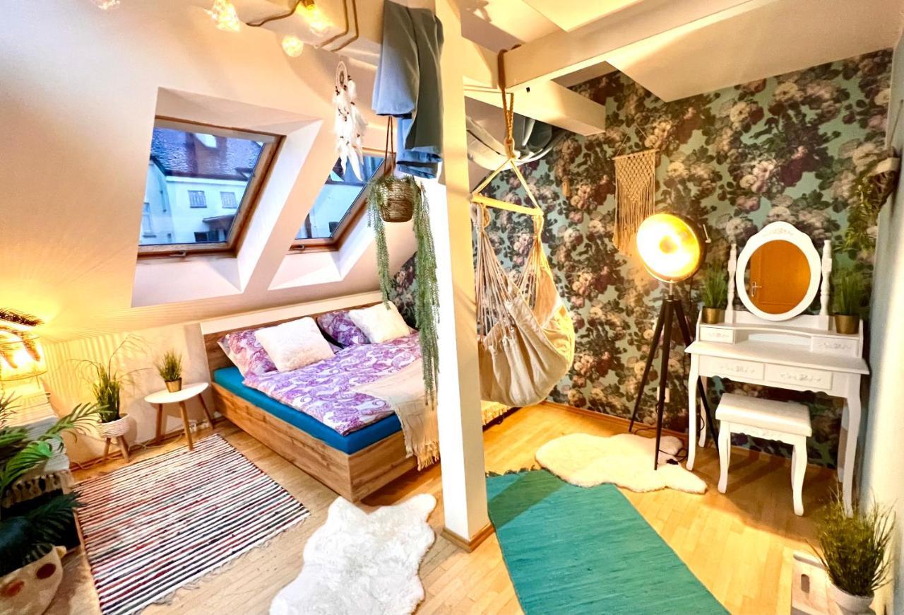 Duplex 2 With Quiet Terrace On Wenceslas Square Apartment Prag