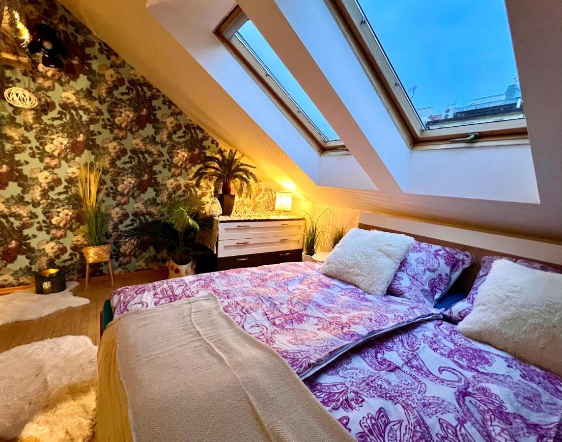 Apartment Duplex 2 With Quiet Terrace On Wenceslas Square *