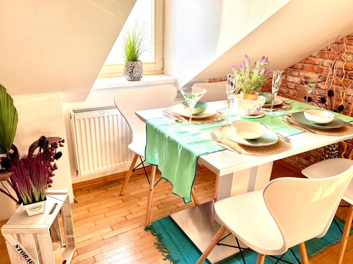 Apartment Duplex 2 With Quiet Terrace On Wenceslas Square *