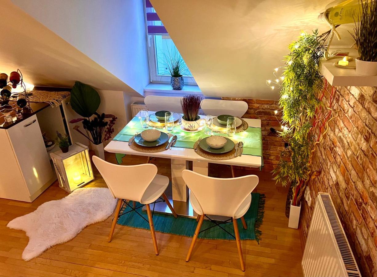 Duplex 2 With Quiet Terrace On Wenceslas Square