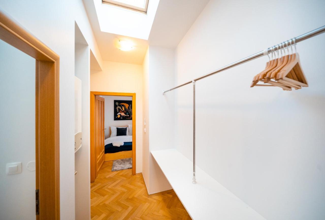Klimentska Cartoon Apartment *