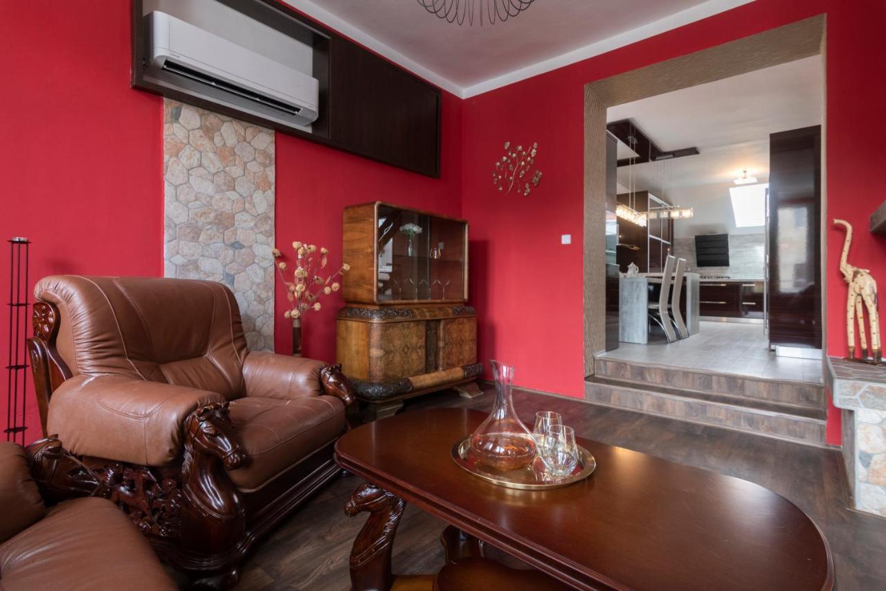 Golden Tree Loft In The Heart Of
