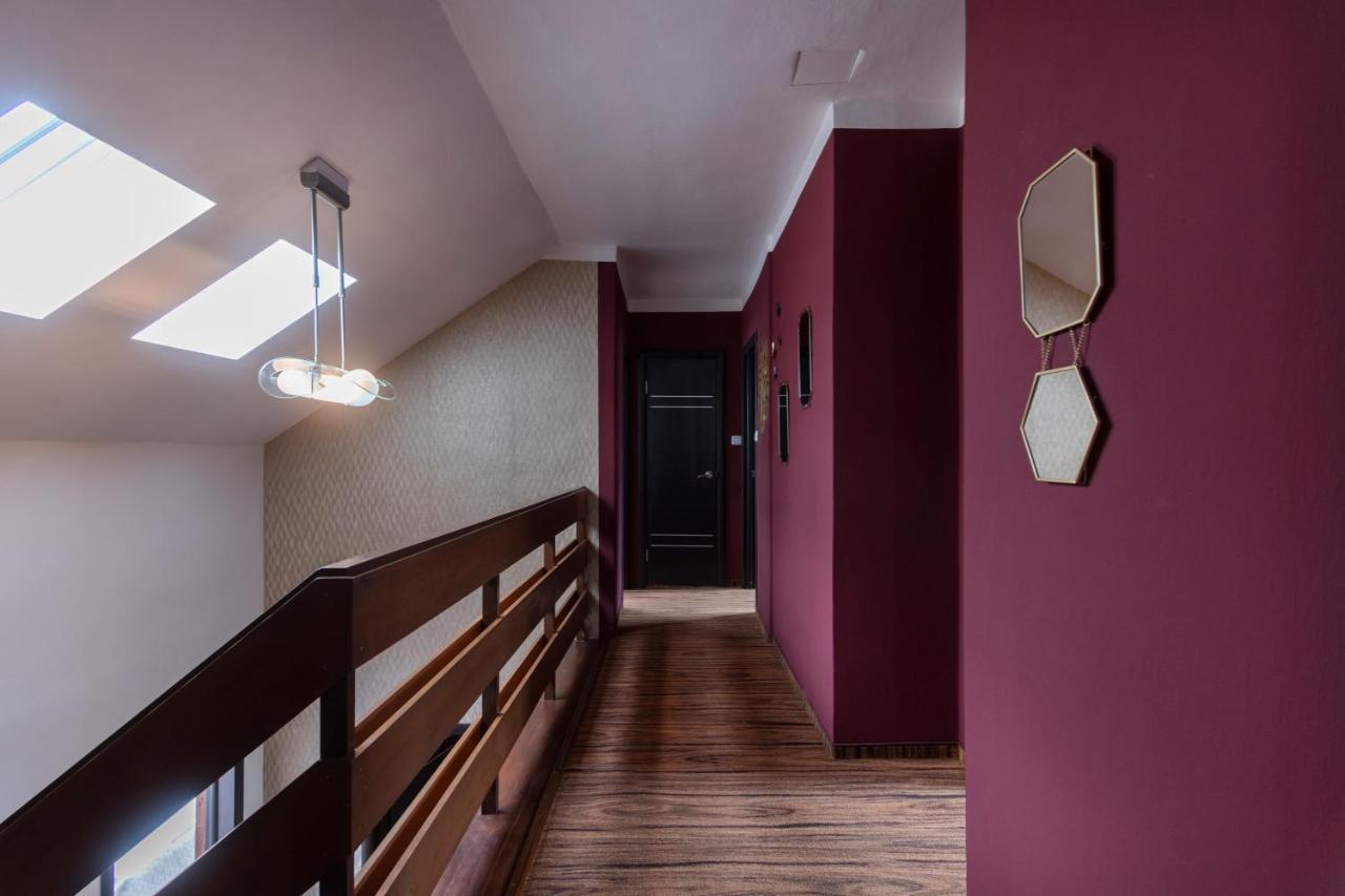 Golden Tree Loft In The Heart Of Apartment Prague