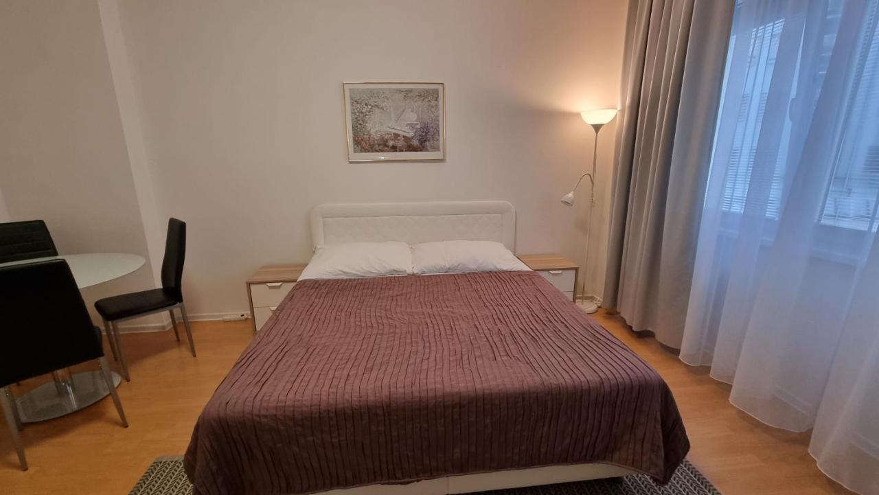 Londynska 83 * Prag