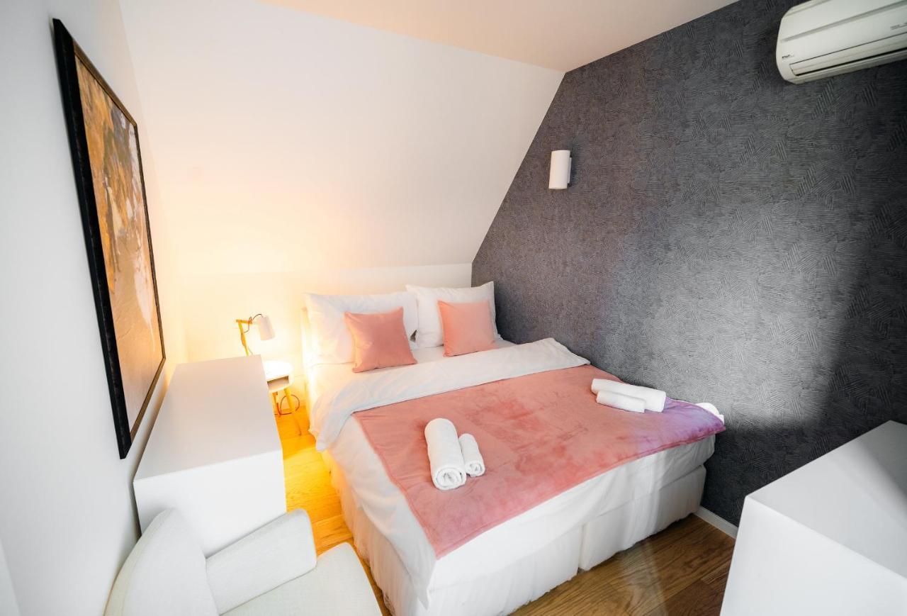 Lux Penthouse Near Wenceslas Square Apartment *