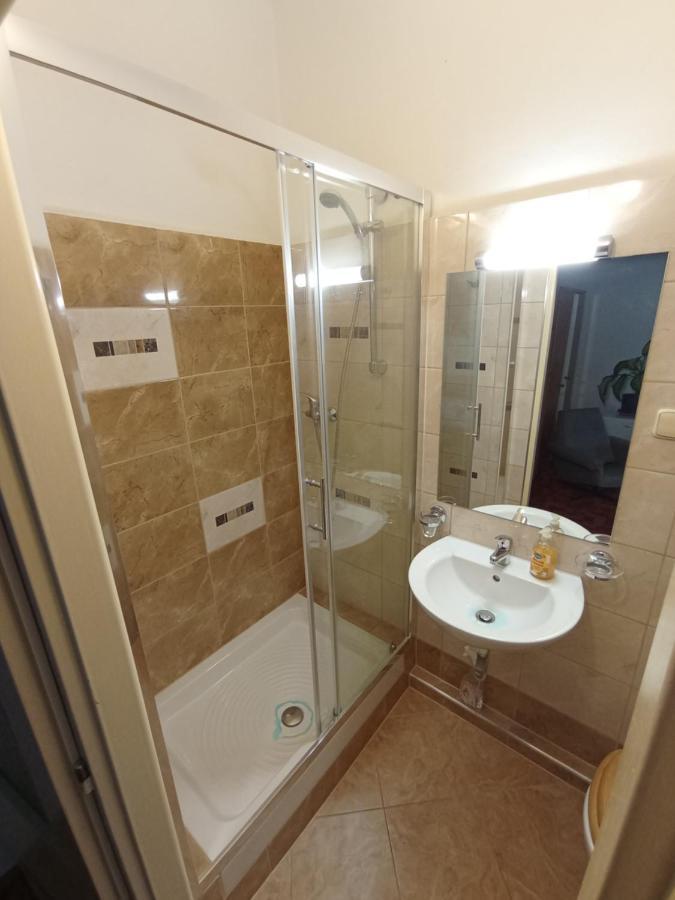 Gæstehus 21 2*