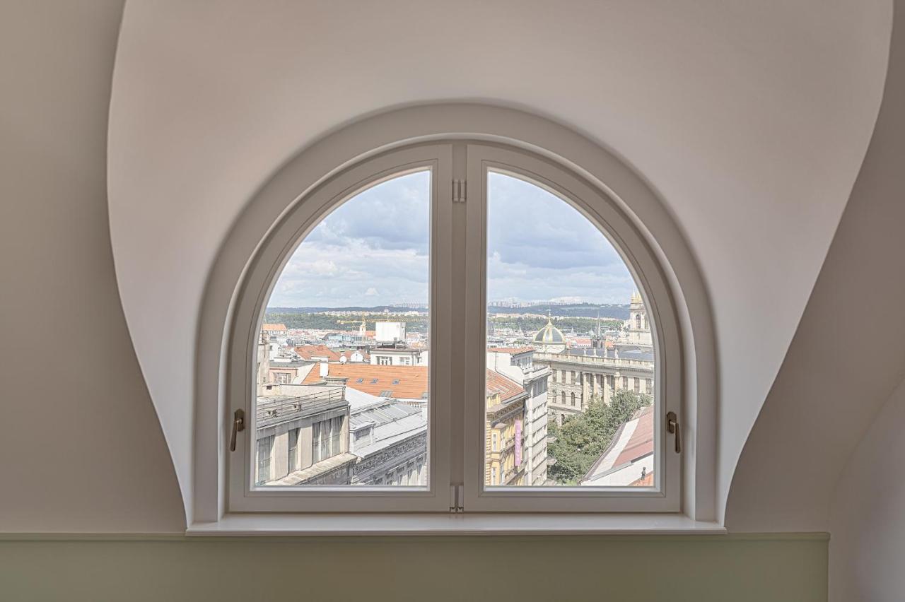 Luma Terra * Prague