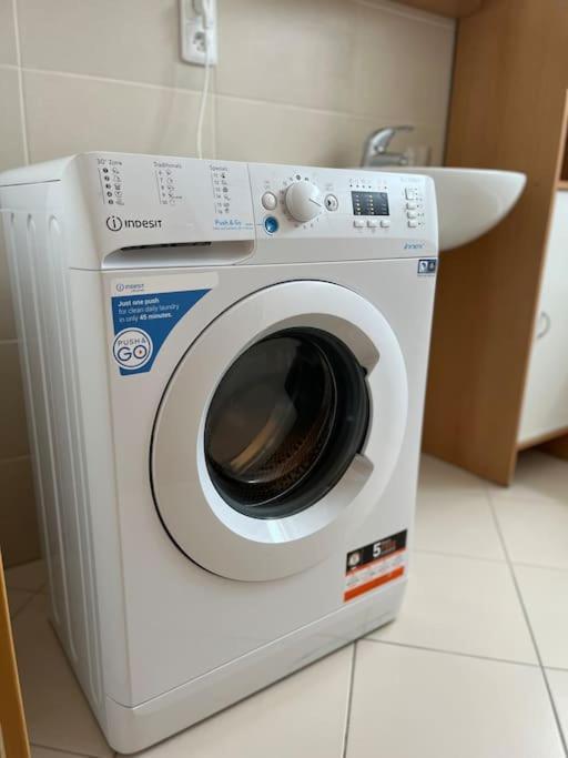 Apartmán Hurka - 15 Min Do Centra, Garaz Praha