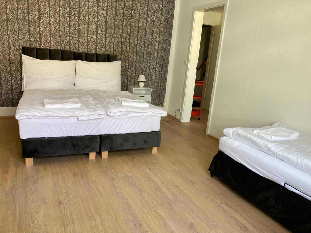 Aparthotel Zizkov Tower 3*
