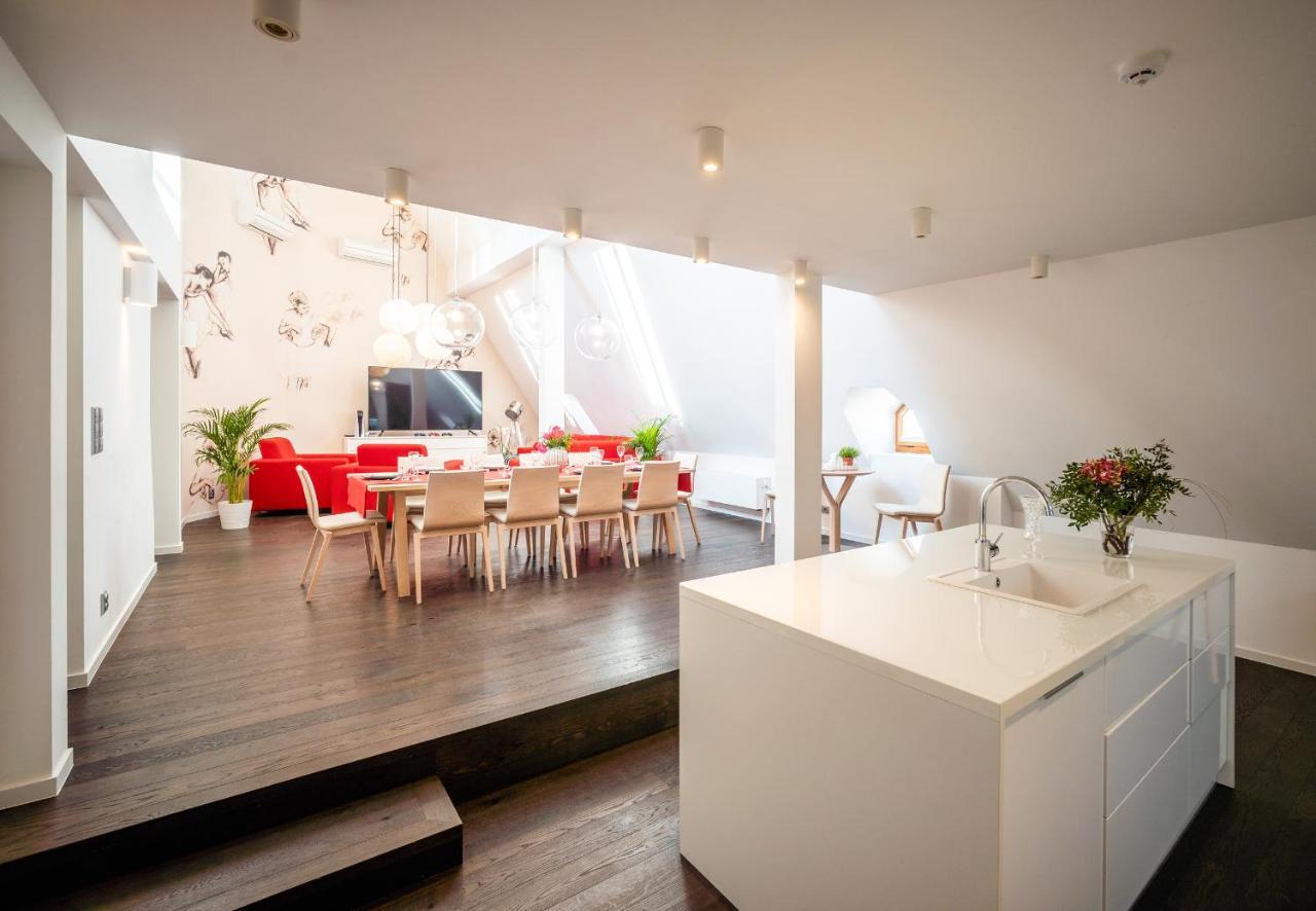 Lux Penthouse Near Wenceslas Square Apartment *