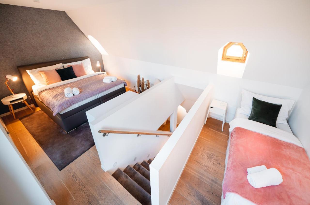 Lux Penthouse Near Wenceslas Square *