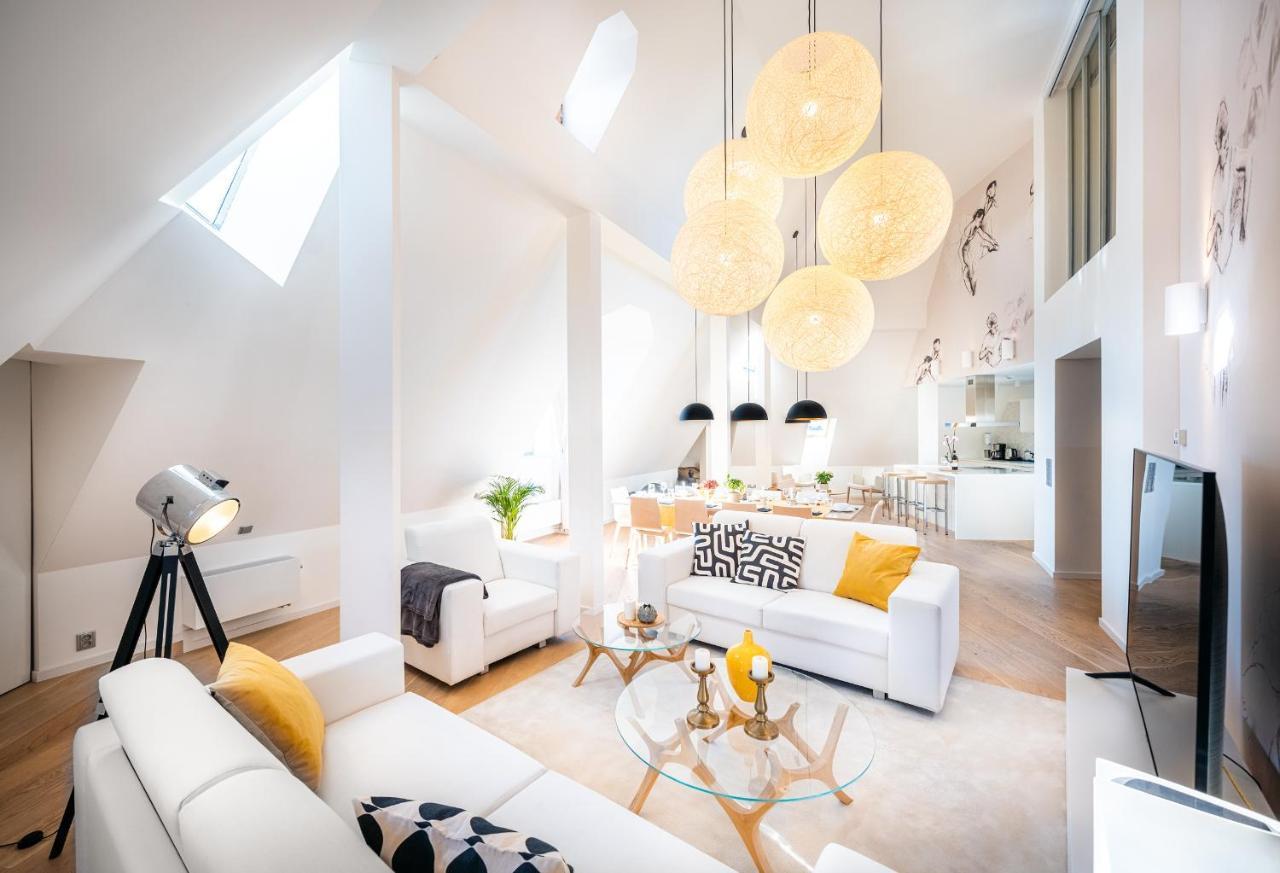 Lux Penthouse Near Wenceslas Square Apartment