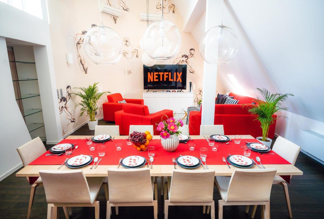 Lux Penthouse Near Wenceslas Square Apartment