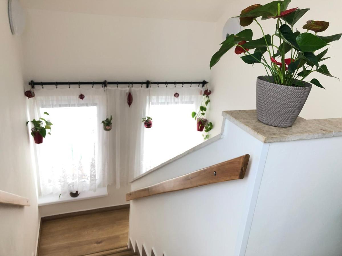 Of The Hill Apartment Prague