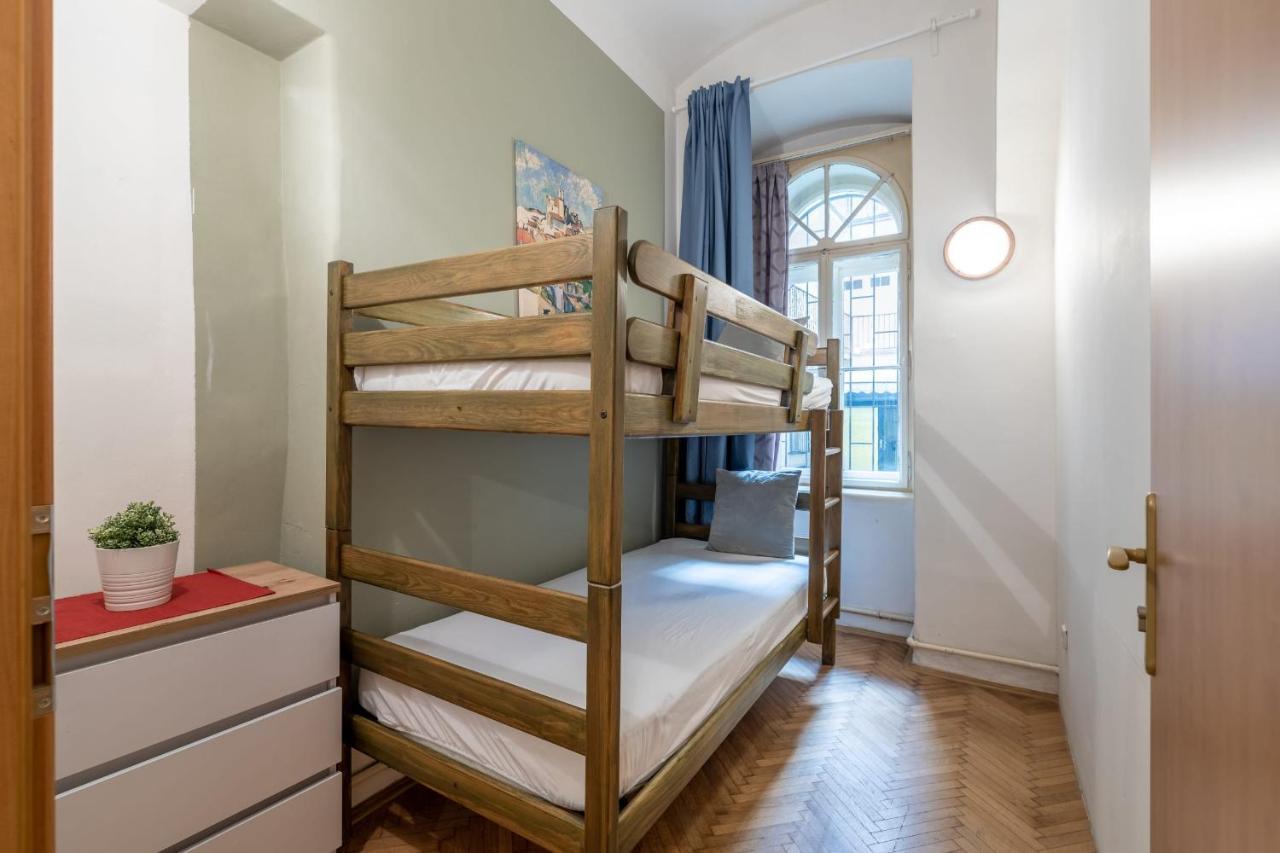 Spacious 3 Bedroom In The Heart Of