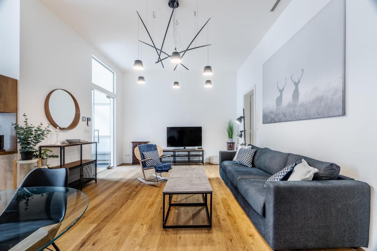 Luxury Located In Nove Mesto In The Centre Of * Prag